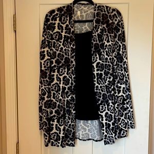 Leopard print open polyester/spandex cardigan